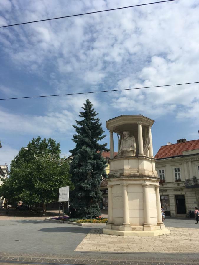 Mse Apartman Miskolc Esterno foto
