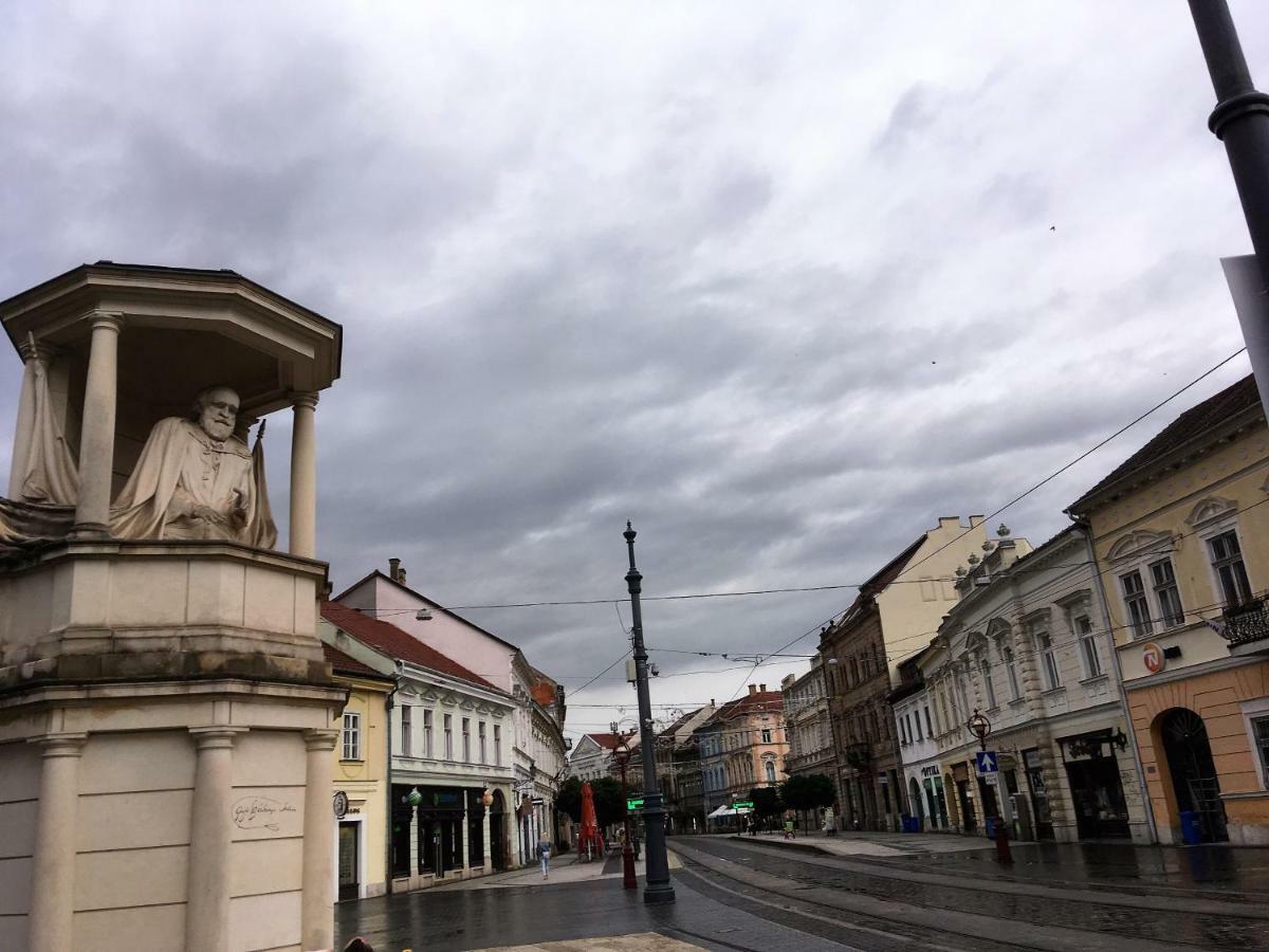 Mse Apartman Miskolc Esterno foto