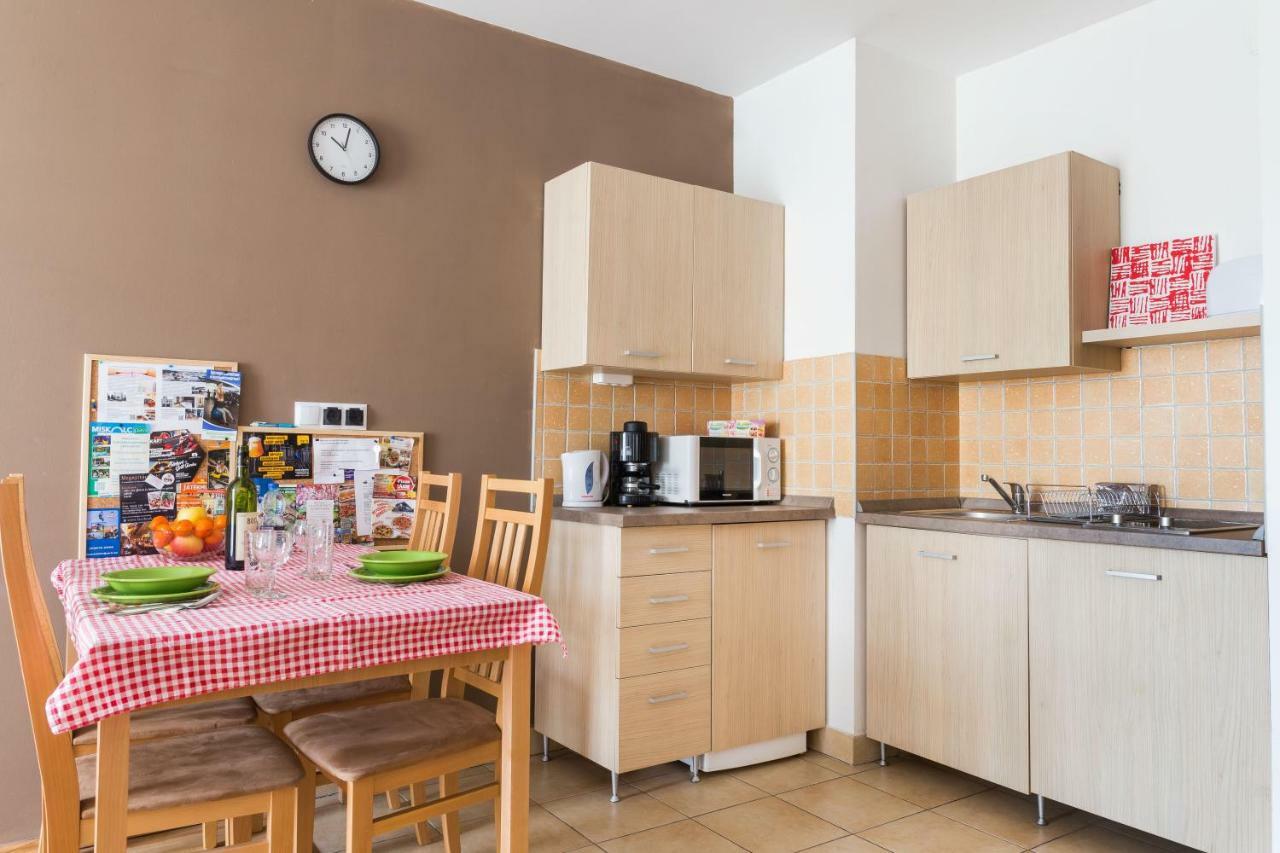 Mse Apartman Miskolc Esterno foto