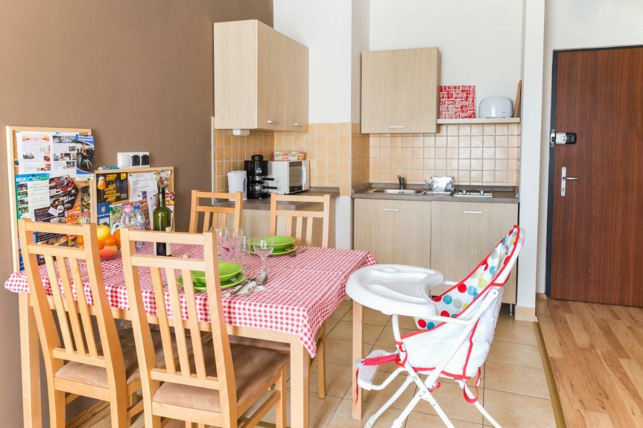 Mse Apartman Miskolc Esterno foto