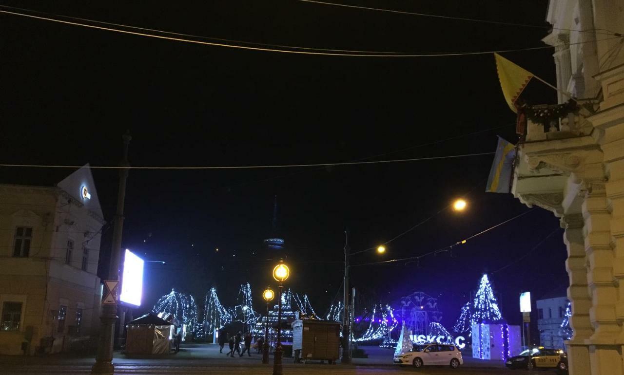 Mse Apartman Miskolc Esterno foto